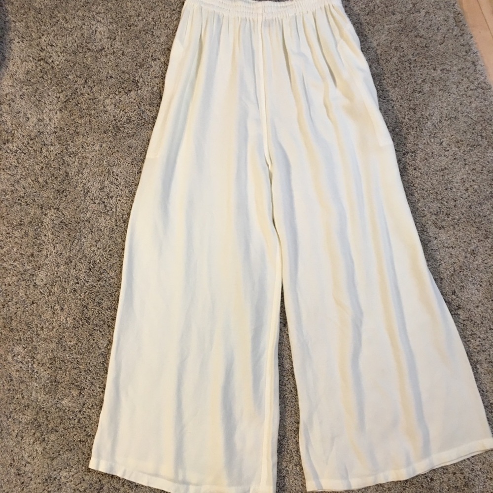 Dairi Ivory Lounge Pants